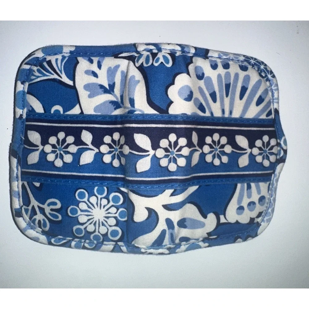 Vera Bradley Blue Lagoon Print Card Holder Retired Coastal Beach Vibes Excellent